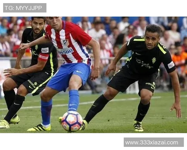 足球球星独特睡姿揭秘 揭开他们场外的真实一面